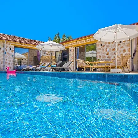 Saribelen Village 2 Bedroom With Private Garden And Pool Villa *