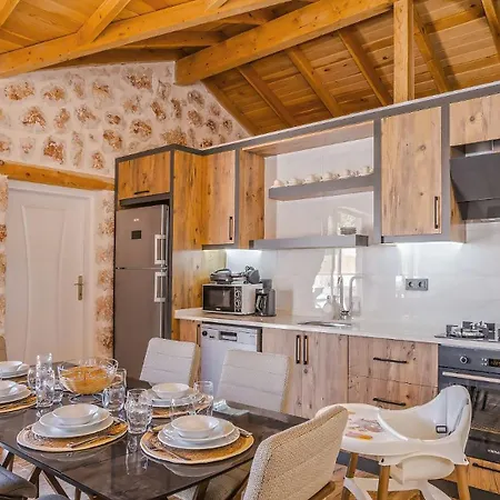 Saribelen Village 2 Bedroom With Private Garden And Pool Villa Kalkan