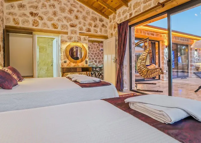 Villa Saribelen Village 2 Bedroom With Private Garden And Pool