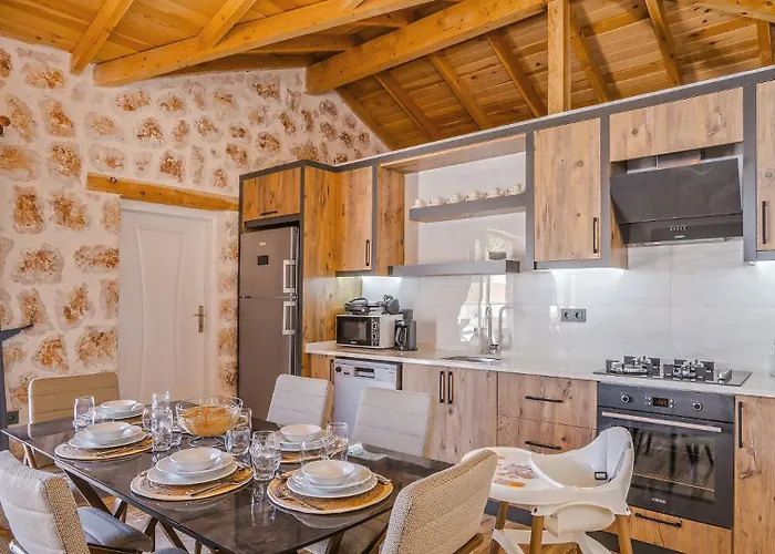 Saribelen Village 2 Bedroom With Private Garden And Pool Villa Kalkan