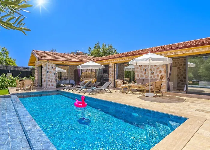 Saribelen Village 2 Bedroom With Private Garden And Pool Villa